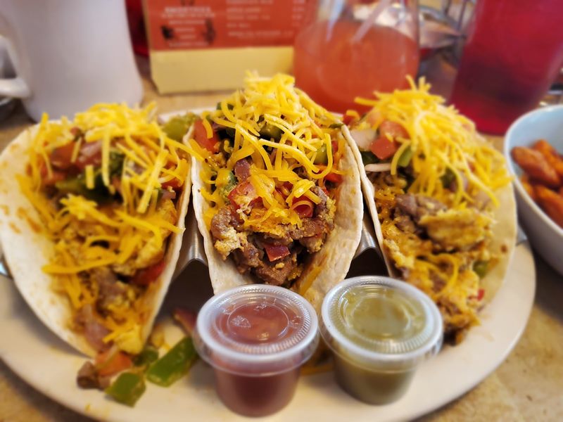 MTO Cafe Main St - Downtown food